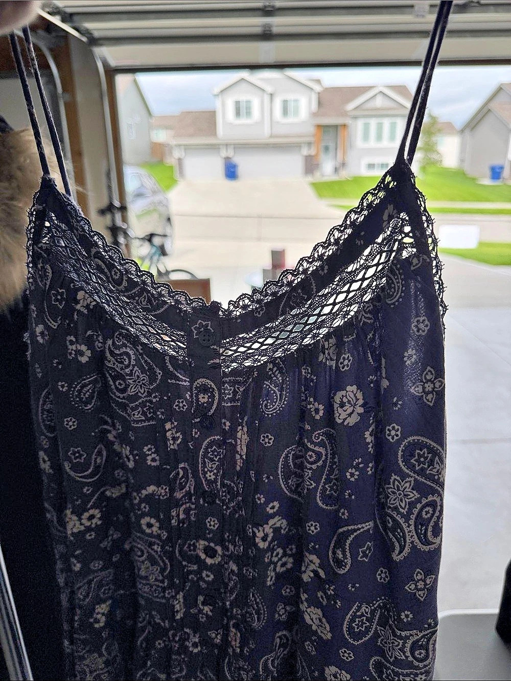 Paisley Mini Dress in Blue & White Like New - Picture 4 of 4